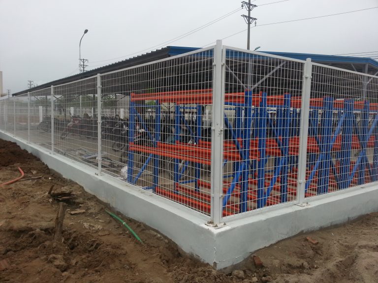 Hàng rào lưới thép hàn