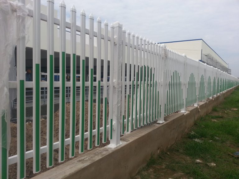 HÀNG RÀO PHỔ THÔNG